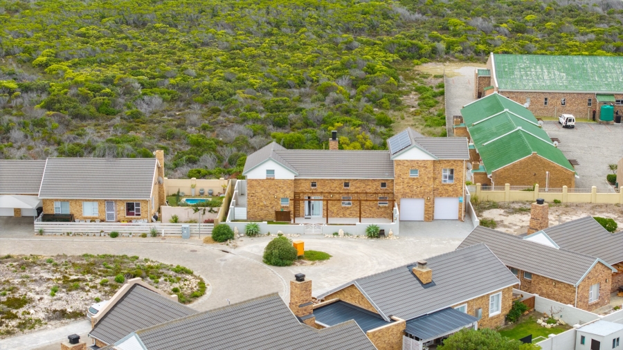4 Bedroom Property for Sale in Oceanview Heights Western Cape
